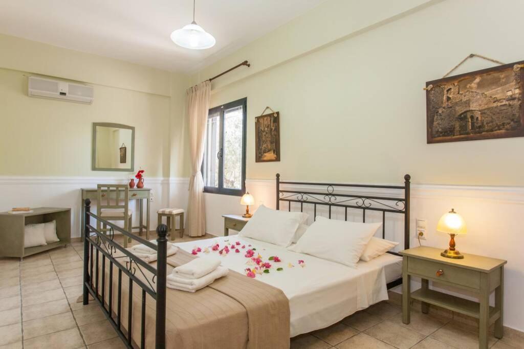 Villa Manolis La Canée Extérieur photo